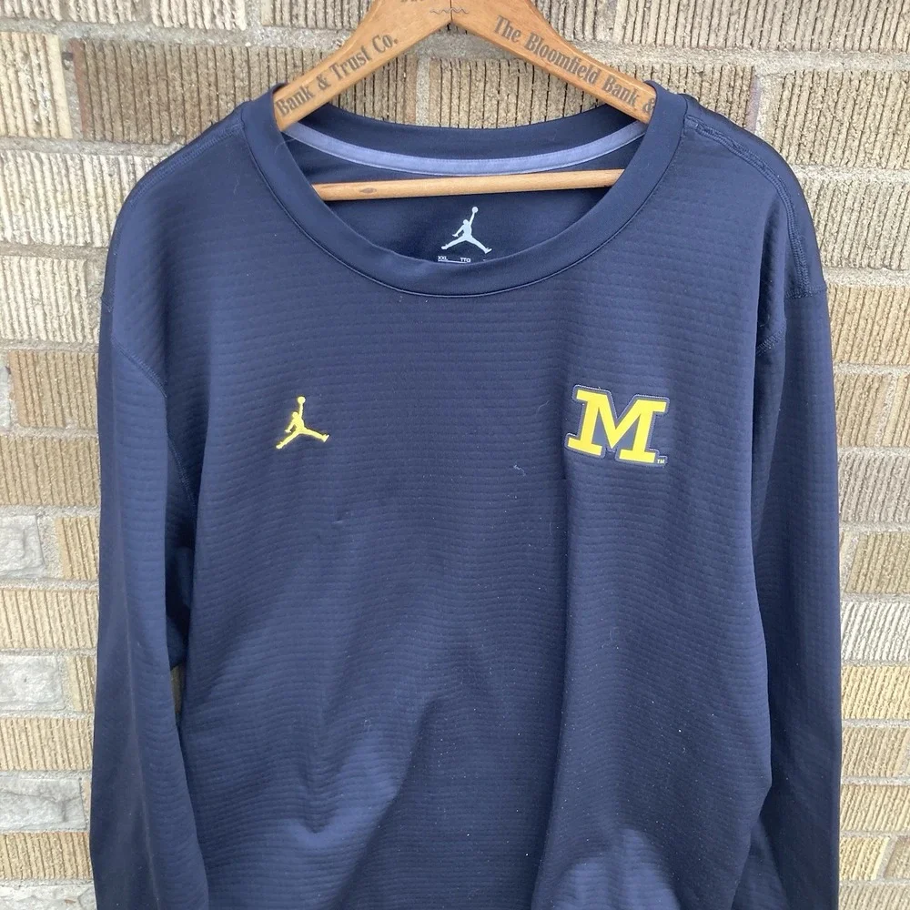 Jordan Mens 2XL Michigan Wolverines Sweatshirt Ribbed Nike Fleece Crew Neck NAVY
